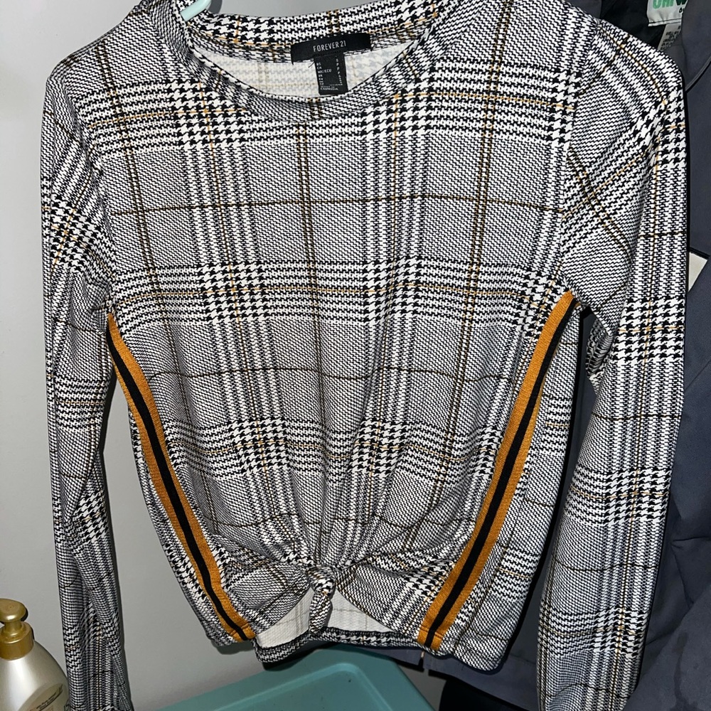 Long sleeve top